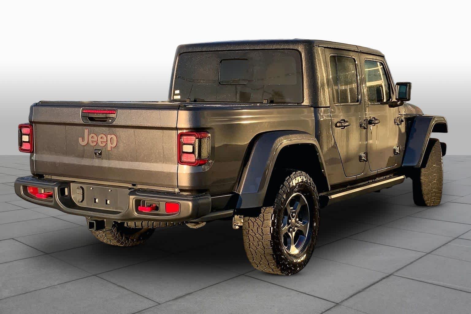 Used 2023 Granite Crystal Metallic Clearcoat Jeep Rubicon image 12