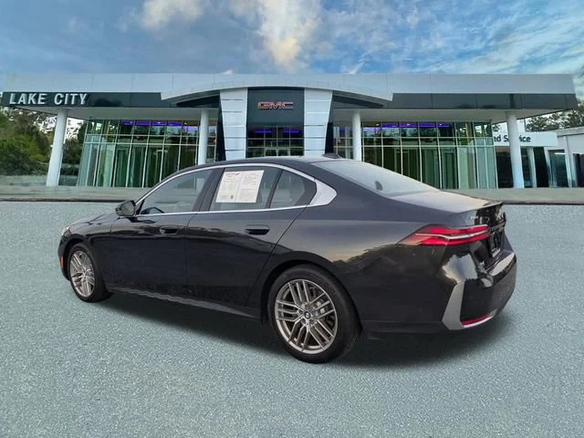 2024 BMW 5 Series 530i - Photo 8
