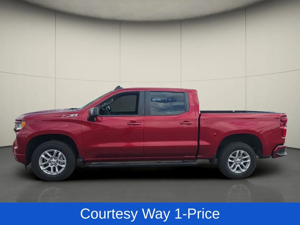 Used 2023 Red Chevrolet RST image 5