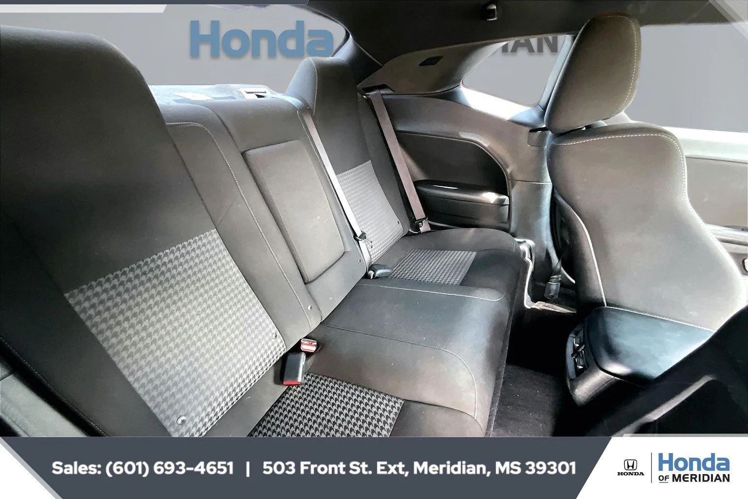 Used 2022 Torred Clearcoat Dodge GT image 20