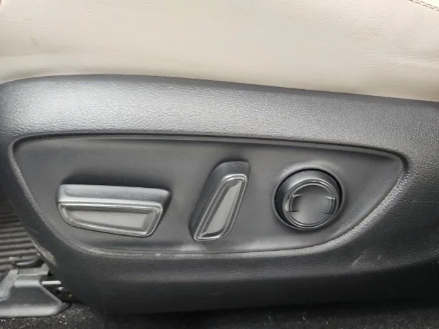 Used 2021 Gray Toyota XLE Premium image 13