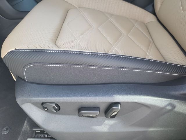 New 2026 Silver Volkswagen 2.0T SE image 12