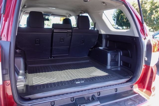 Used 2013 Red Toyota SR5 image 27