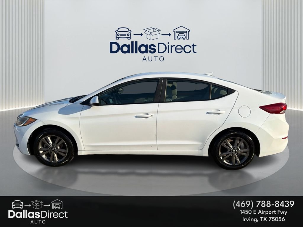 Used 2017 Quartz White Pearl Hyundai SE image 9