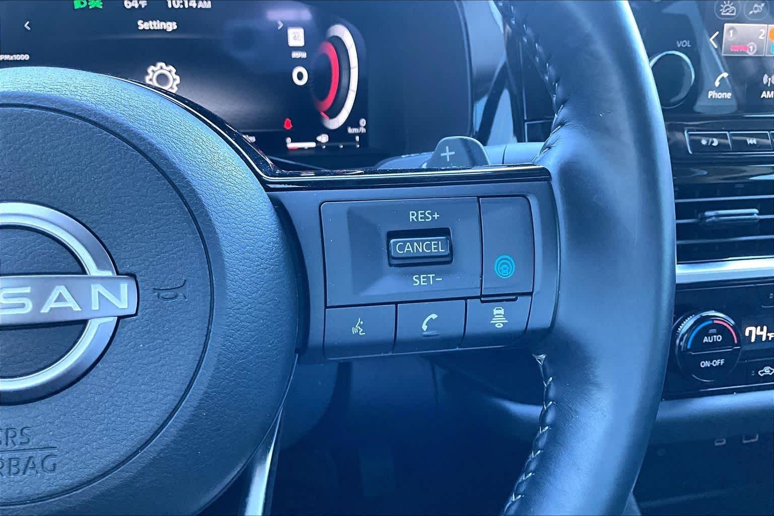 Used 2025 Gun Metallic Nissan Platinum image 25