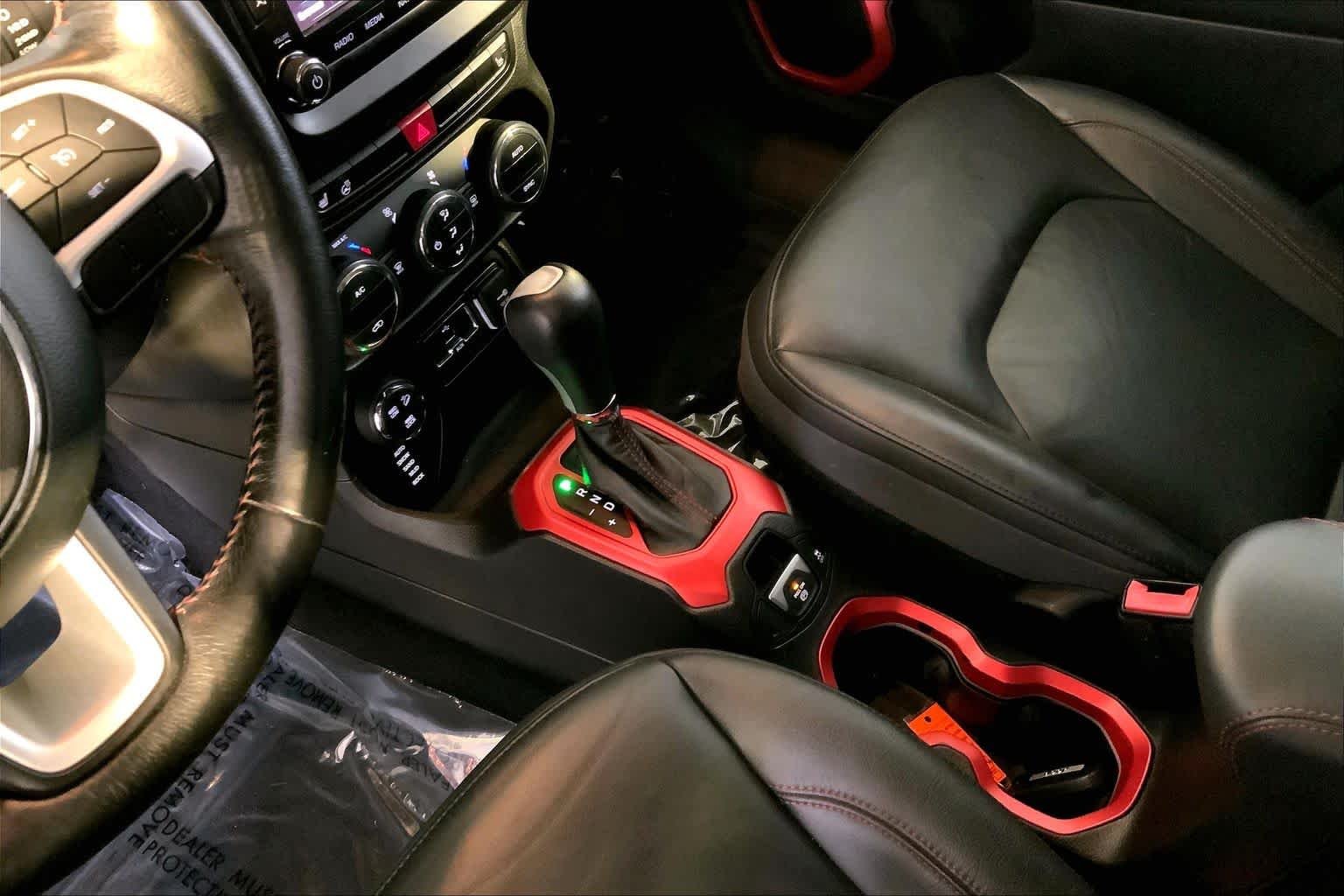 Used 2017 Black Jeep Trailhawk image 17