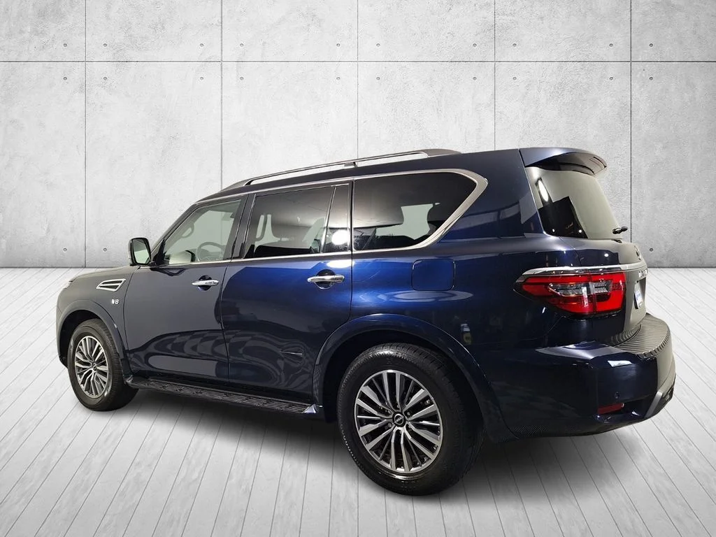 Used 2022 Blue Pearl Nissan SL image 7