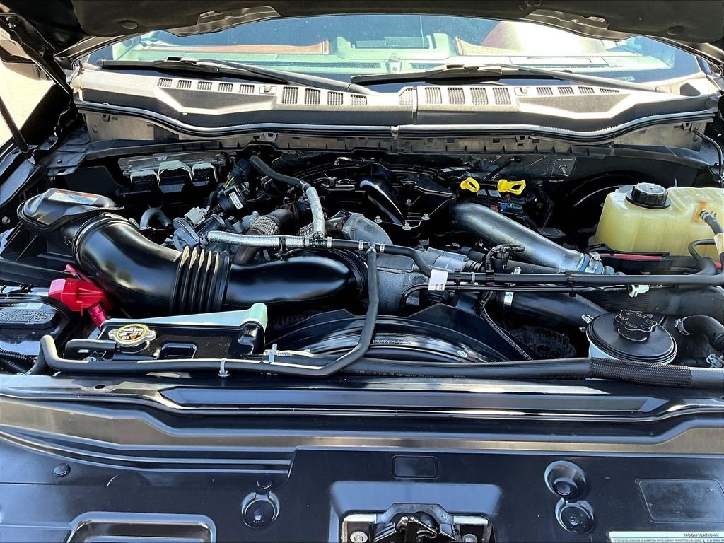 Used 2019 Black Ford Platinum image 30