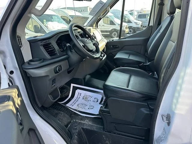 New 2025 Oxford White Ford Chassis Cab image 12