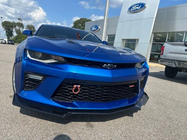 Used 2017 Hyper Blue Metallic Chevrolet SS image 5