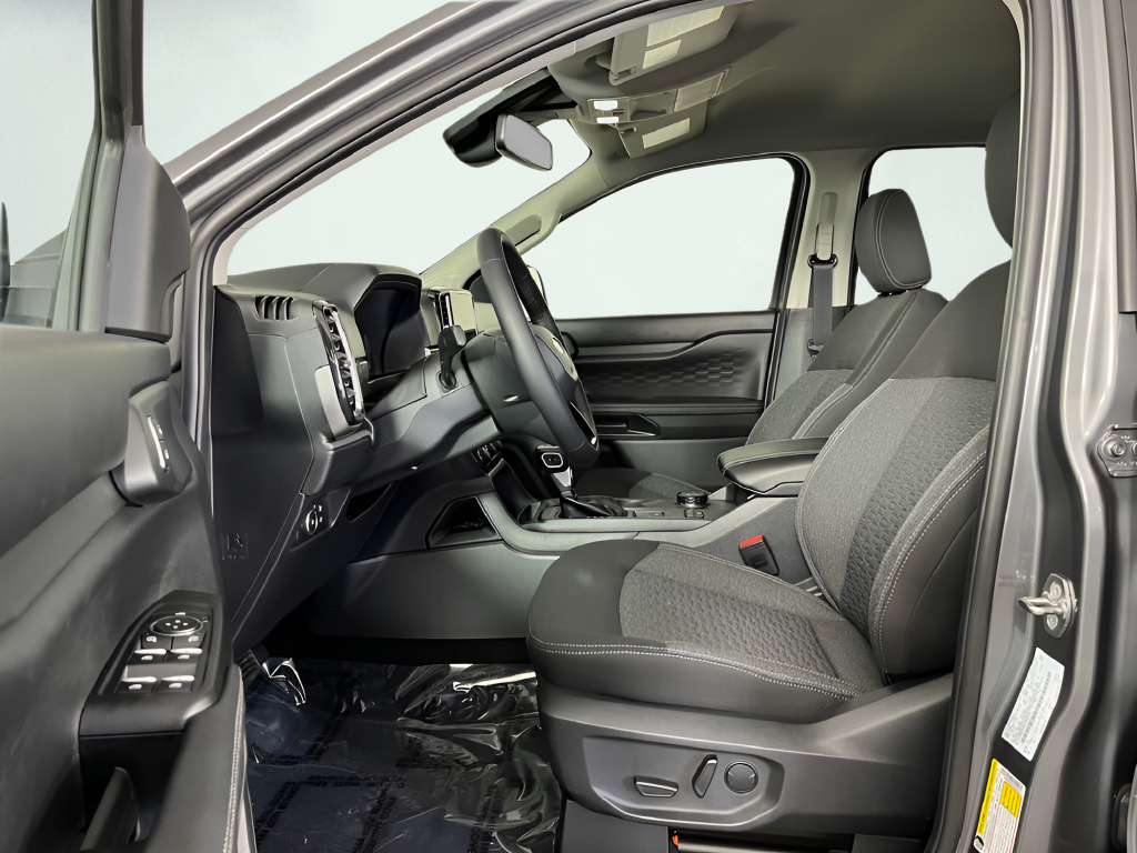 New 2026 Carbonized Gray Metallic Ford XLT image 9