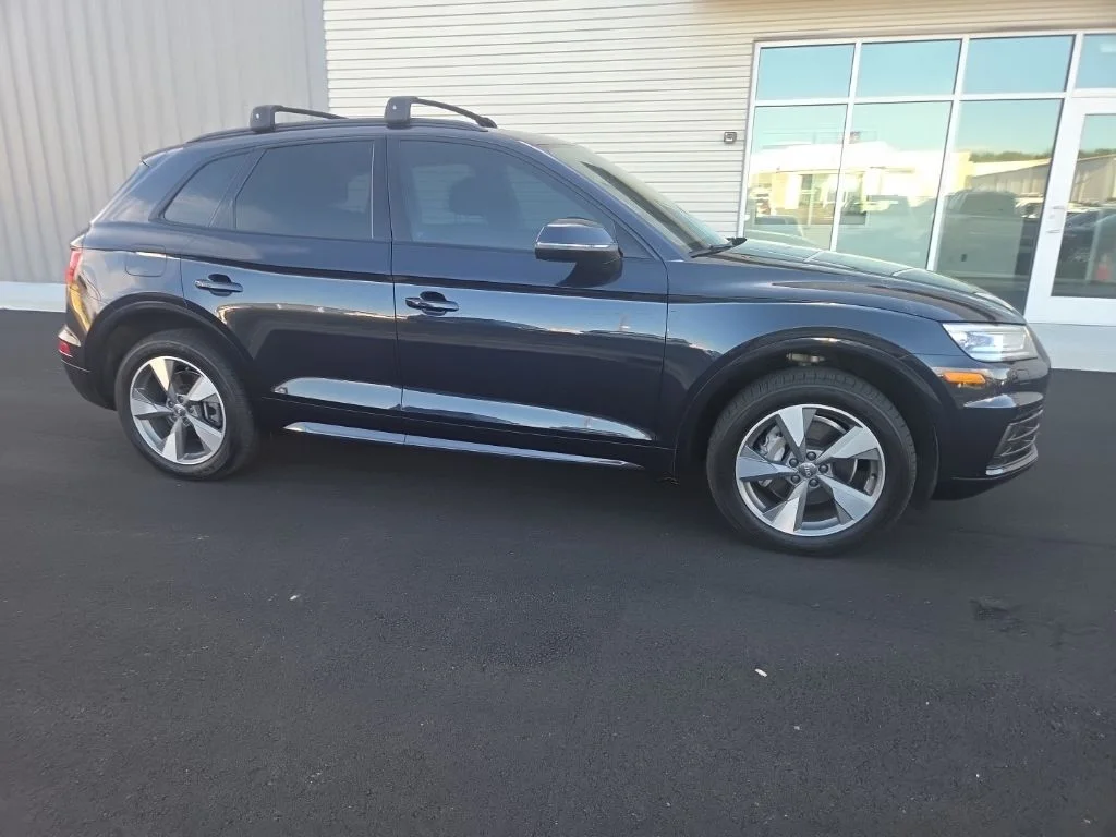 Used 2020 Blue Audi Premium image 11