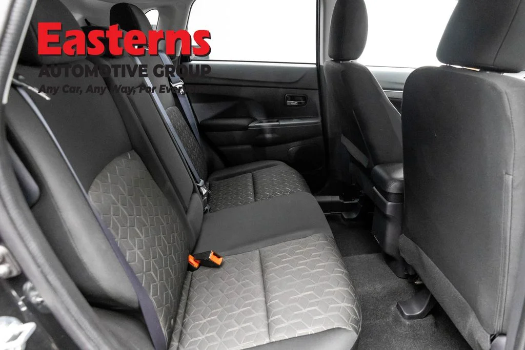 Used 2025 Black Mitsubishi 2.0 ES image 22