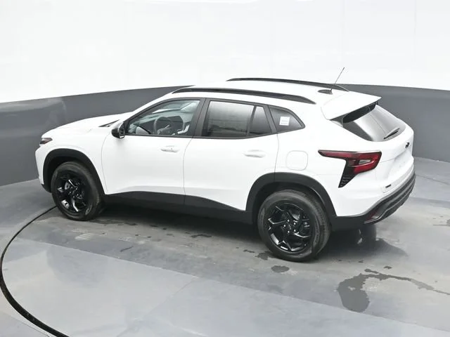 New 2026 Summit White Chevrolet LT image 11
