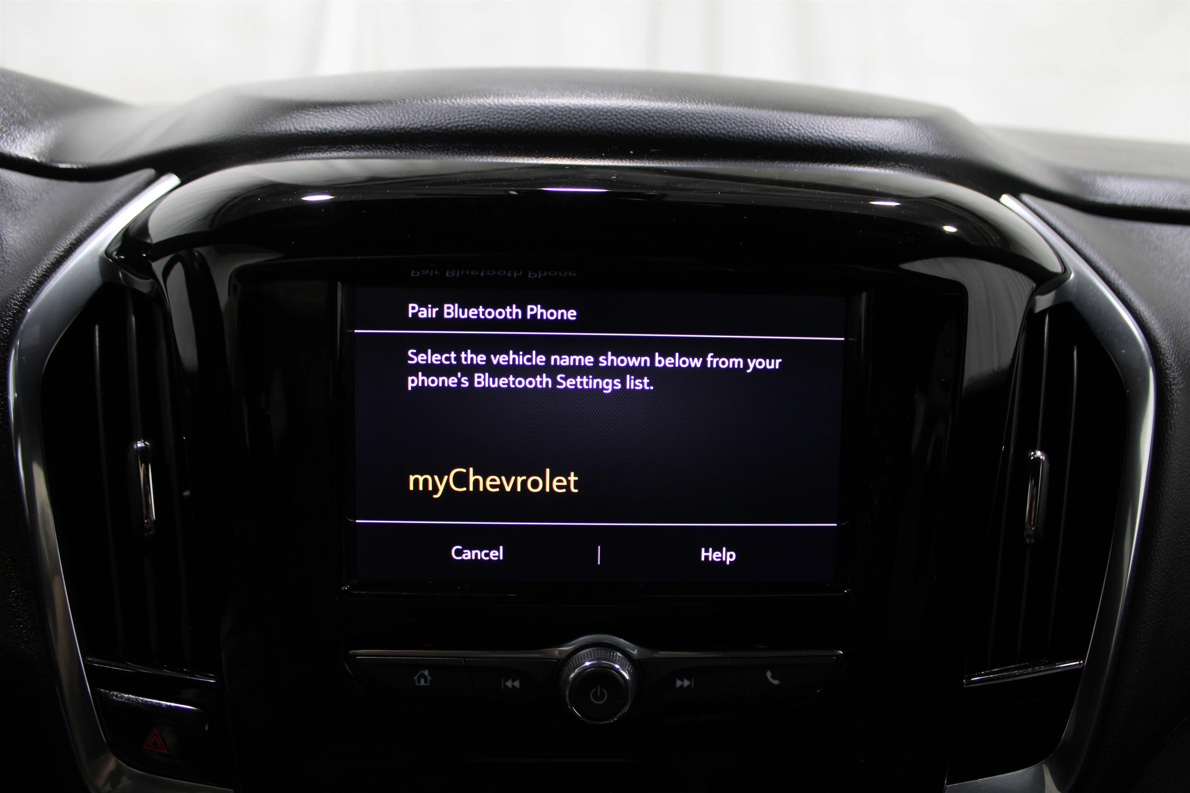 2023 Chevrolet Traverse 1LT - Photo 16