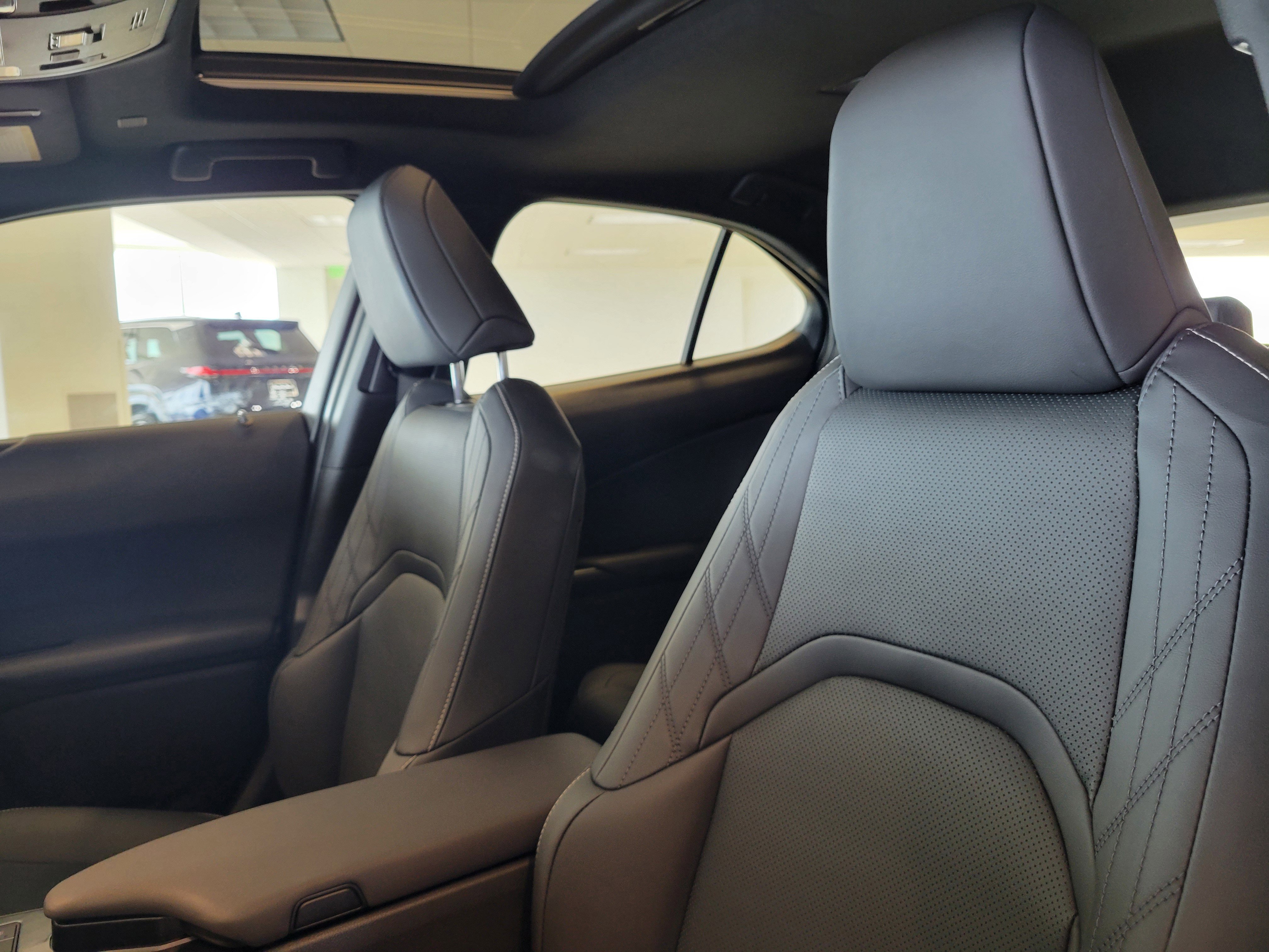 Certified Used 2025 Ultra White Lexus UX 300h F SPORT Design image 25