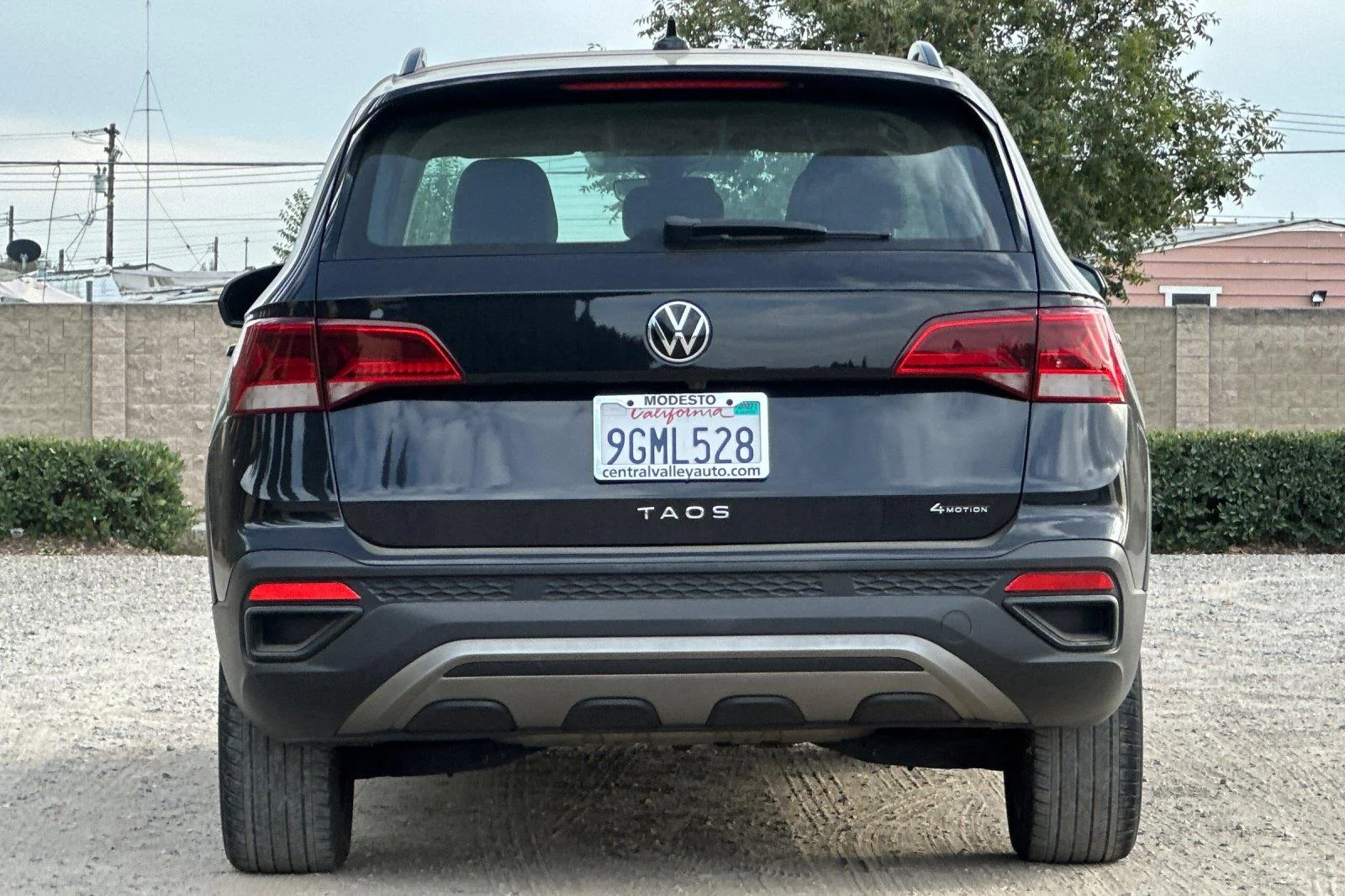 Used 2023 Deep Black Pearl Volkswagen S image 4