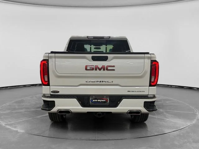 Used 2023 White GMC Denali image 4