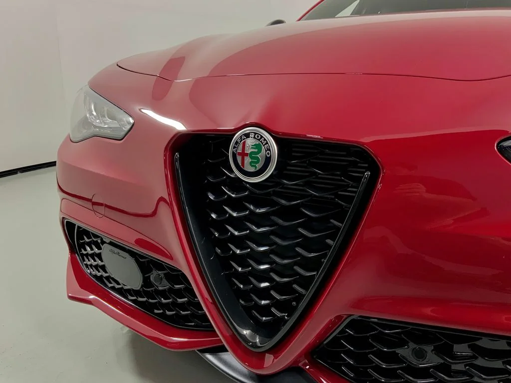 New 2026 Alfa Rosso (Red) Exterior Paint Alfa Romeo Sprint image 6