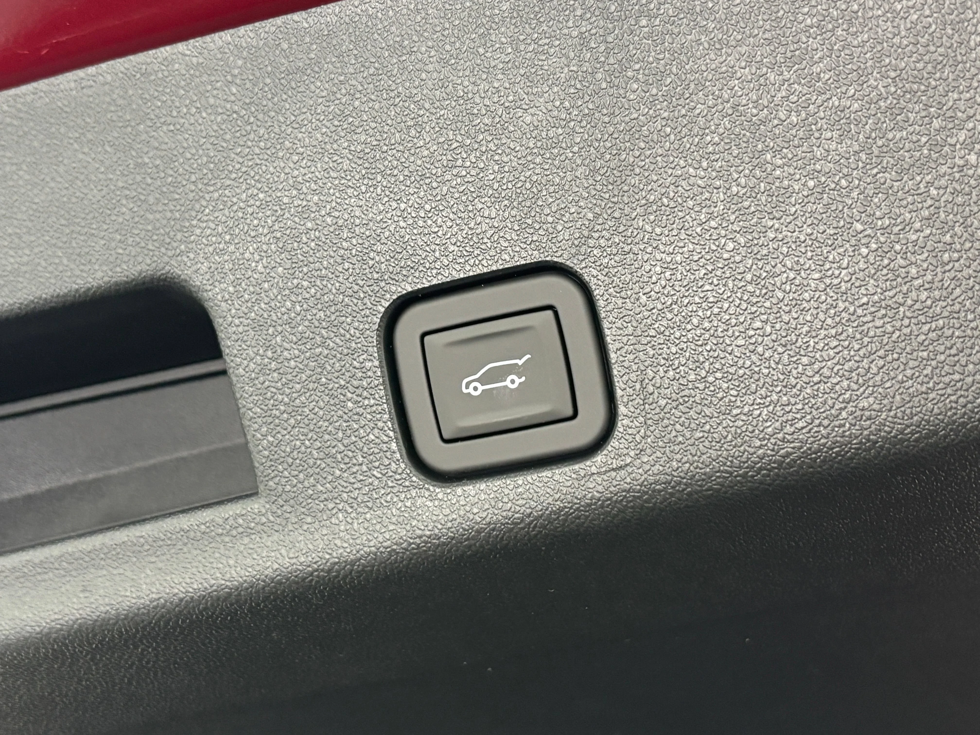 2026 GMC Acadia Denali Ultimate - Photo 14