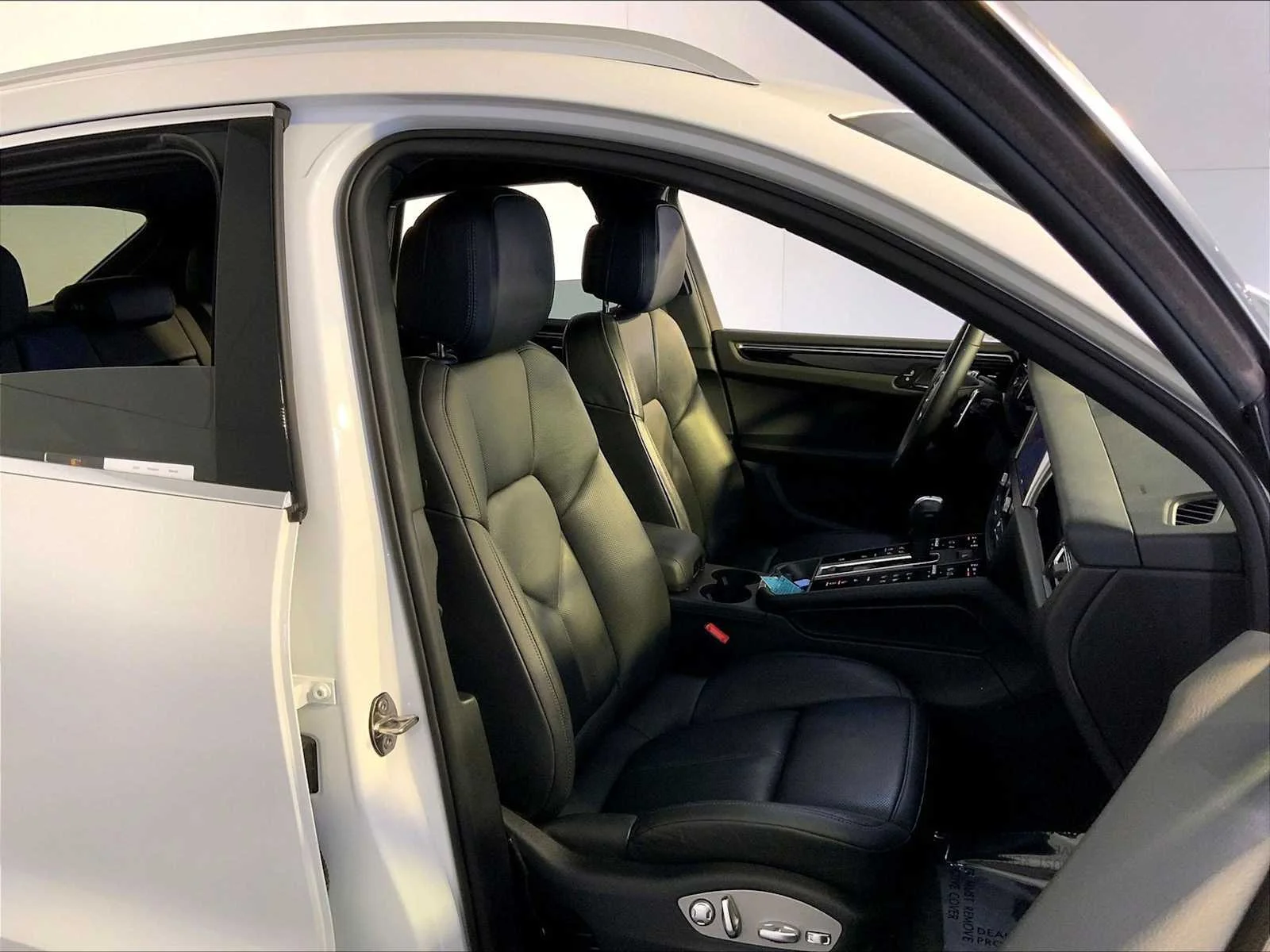 Certified Used 2024 White Porsche  image 18