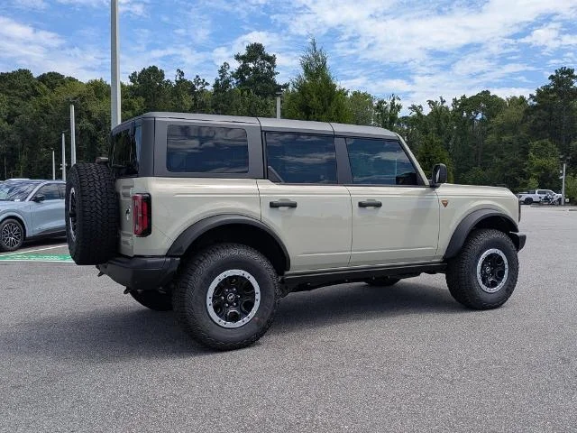 New 2026 Desert Sand Ford Badlands image 35