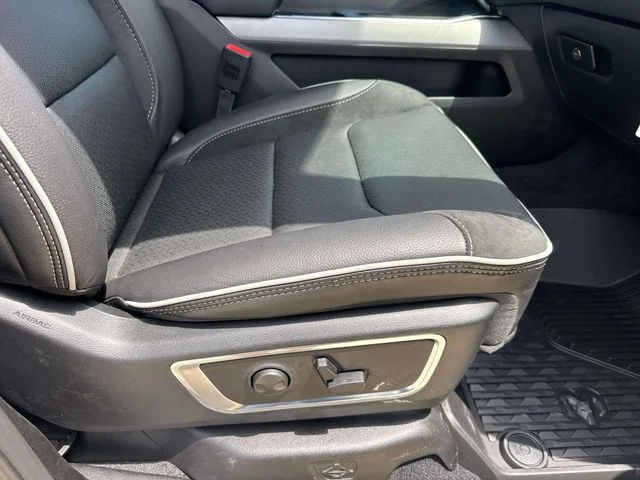 2026 RAM 1500 Laramie - Photo 14