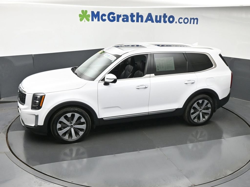 Used 2021 White Kia SX image 25