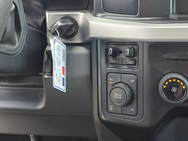 Used 2024 Silver Metallic Ford XLT image 25