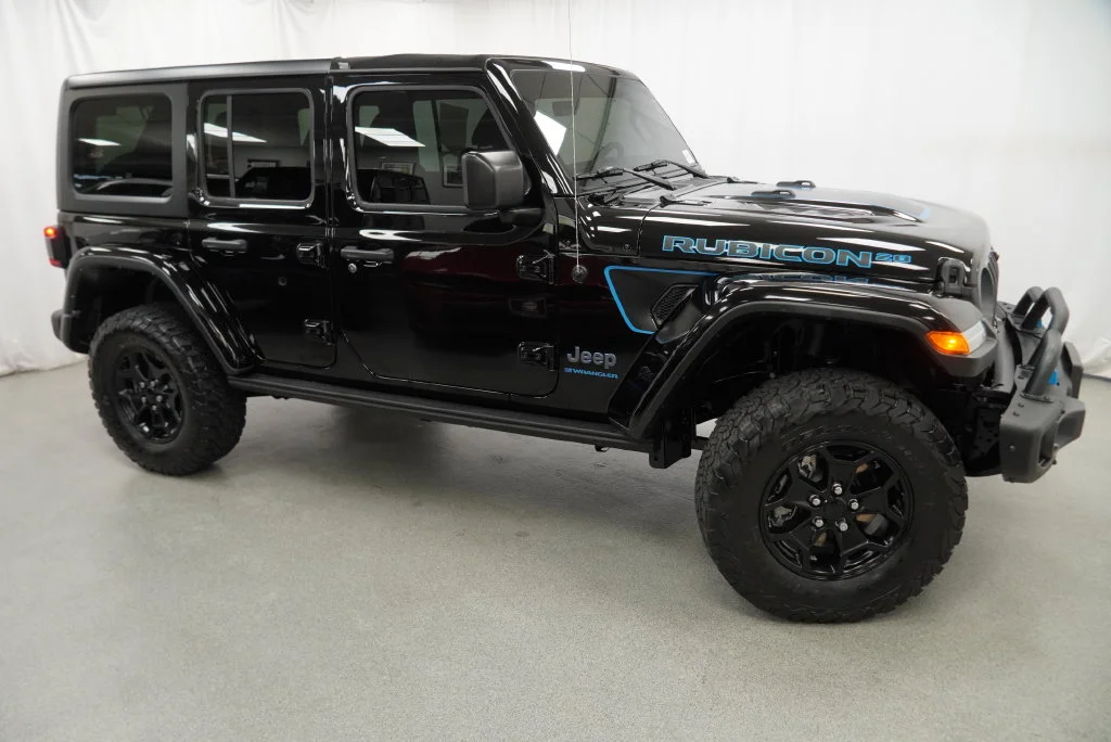 Used 2023 Black Jeep Rubicon 20th Anniversary Edition 4xe image 15