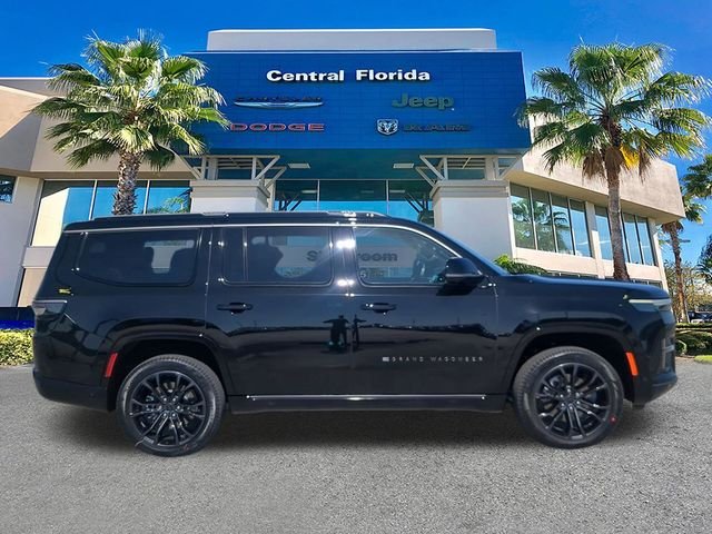 New 2026 High Gloss Black Exterior Paint Jeep Summit Reserve image 4