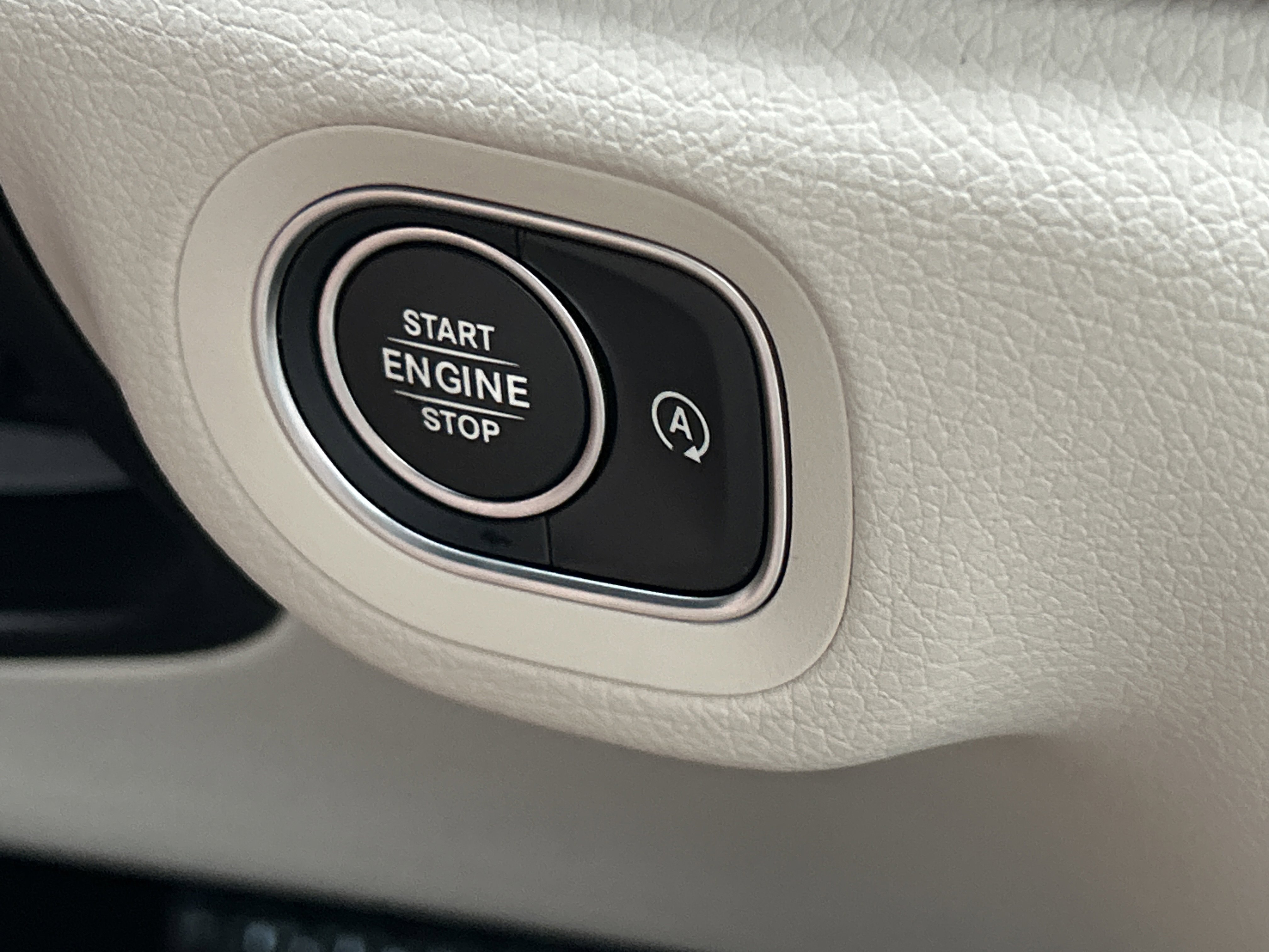 New 2026 Obsidian Black Metallic Mercedes-Benz GLE 450 4MATIC® SUV image 27