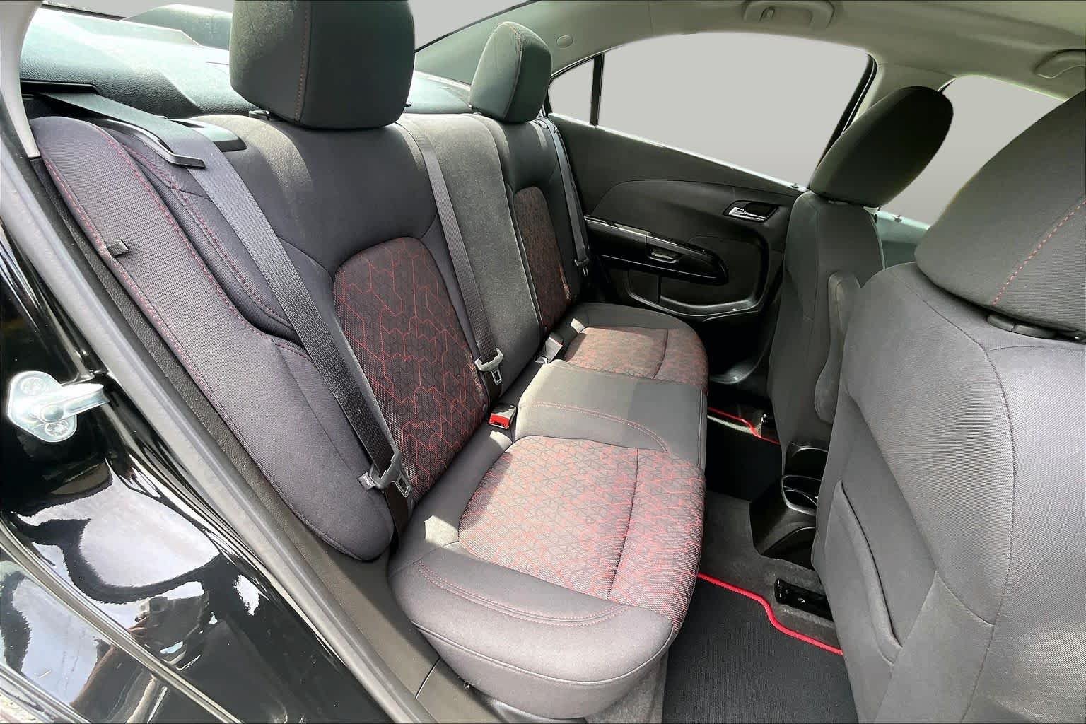 Used 2020 Mosaic Black Metallic Chevrolet LT image 20