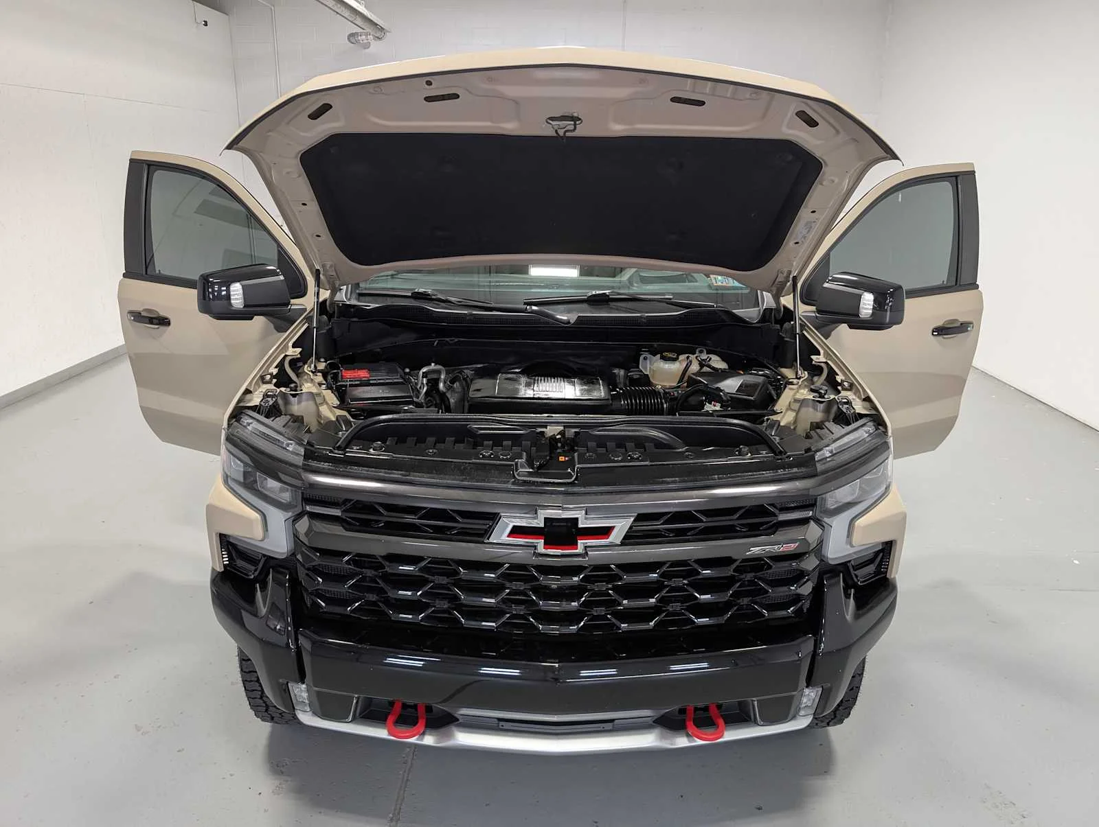 Used 2023 Sand Dune Metallic Chevrolet ZR2 image 13