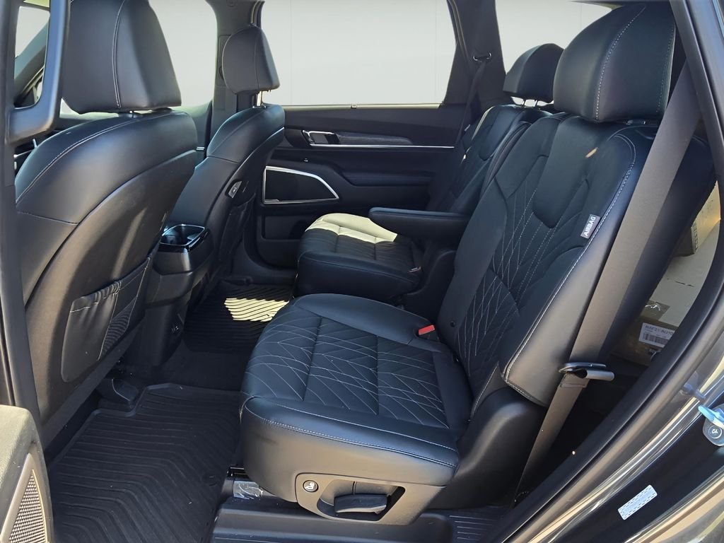 Used 2024 Gravity Gray Kia EX X-Line image 25