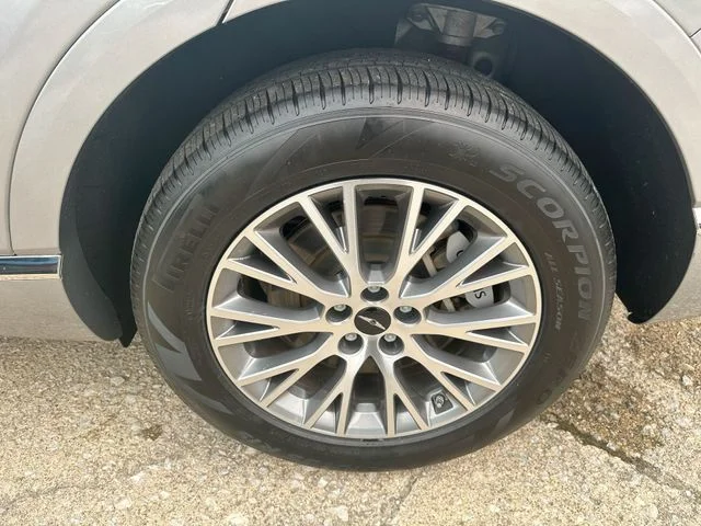 Used 2026 Silver Genesis 2.5T image 46