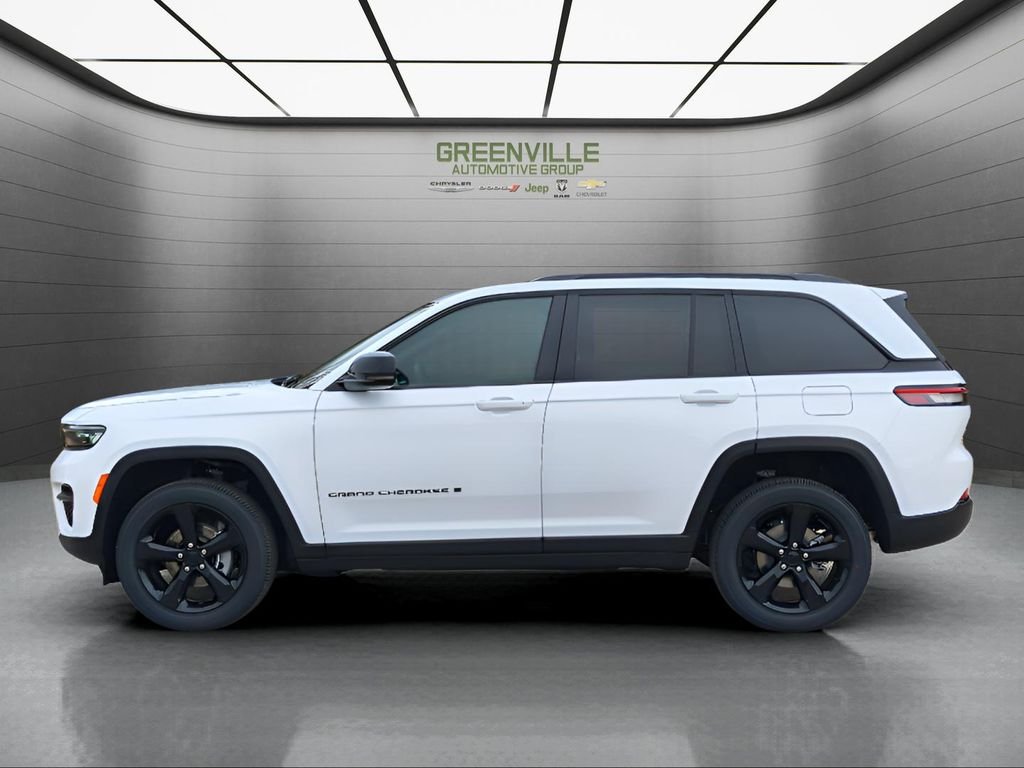 New 2025 Bright White Clear-Coat Exterior Paint Jeep Altitude X 4x2 image 2