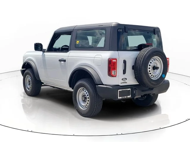 New 2026 Oxford White Ford Base image 7
