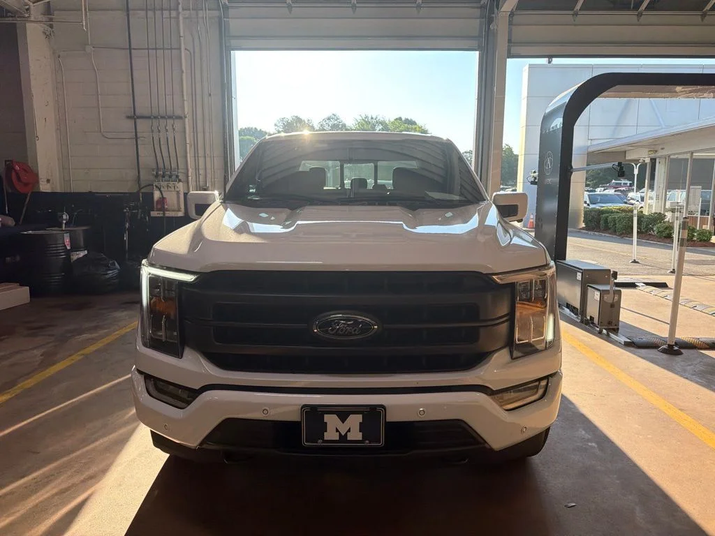 Used 2023 White Ford Lariat image 2