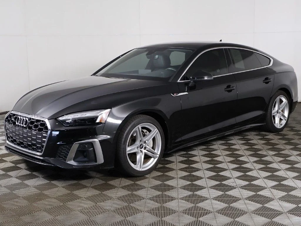 Used 2022 Black Audi Premium Plus image 9