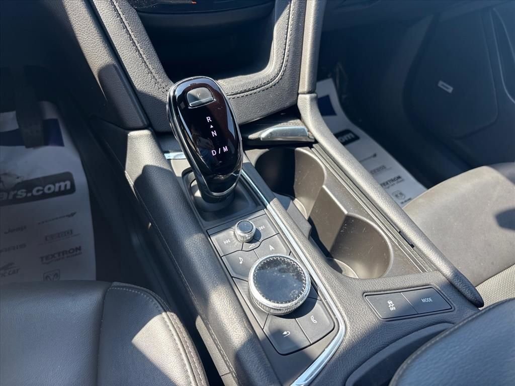 Used 2023 Green Cadillac Premium Luxury image 20