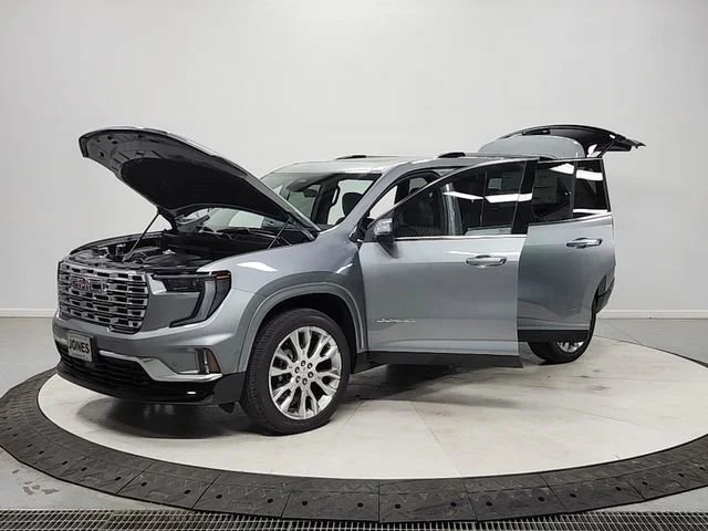 2026 GMC Acadia Denali - Photo 11