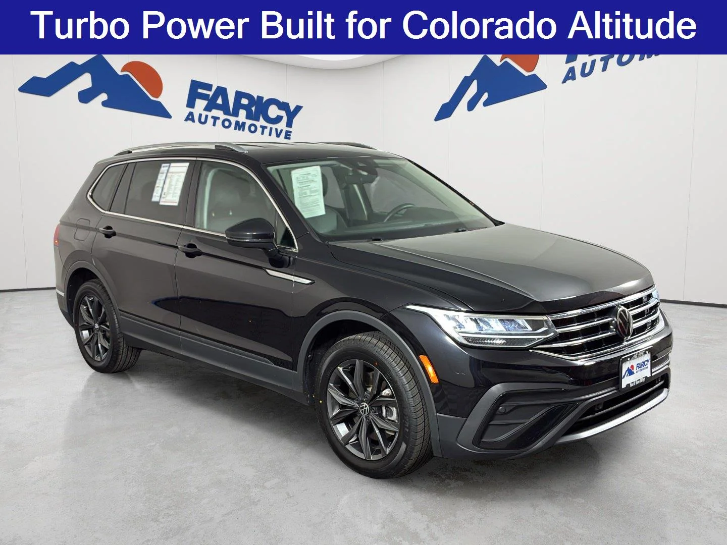 Used 2023  Volkswagen SE image 2