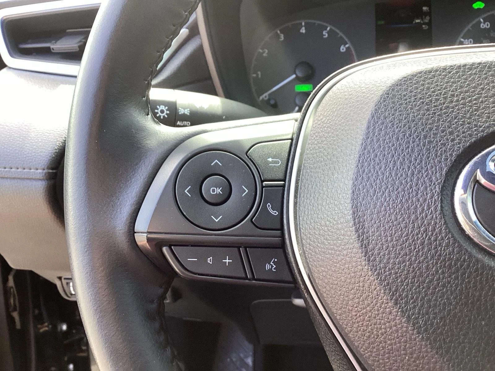 Used 2023 Jet Black Toyota Hybrid SE image 19