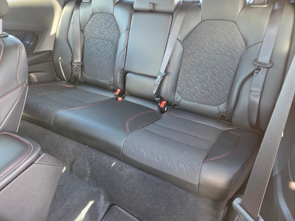 New 2026 Diamond Black Crystal Pearlcoat Dodge Scat Pack image 8
