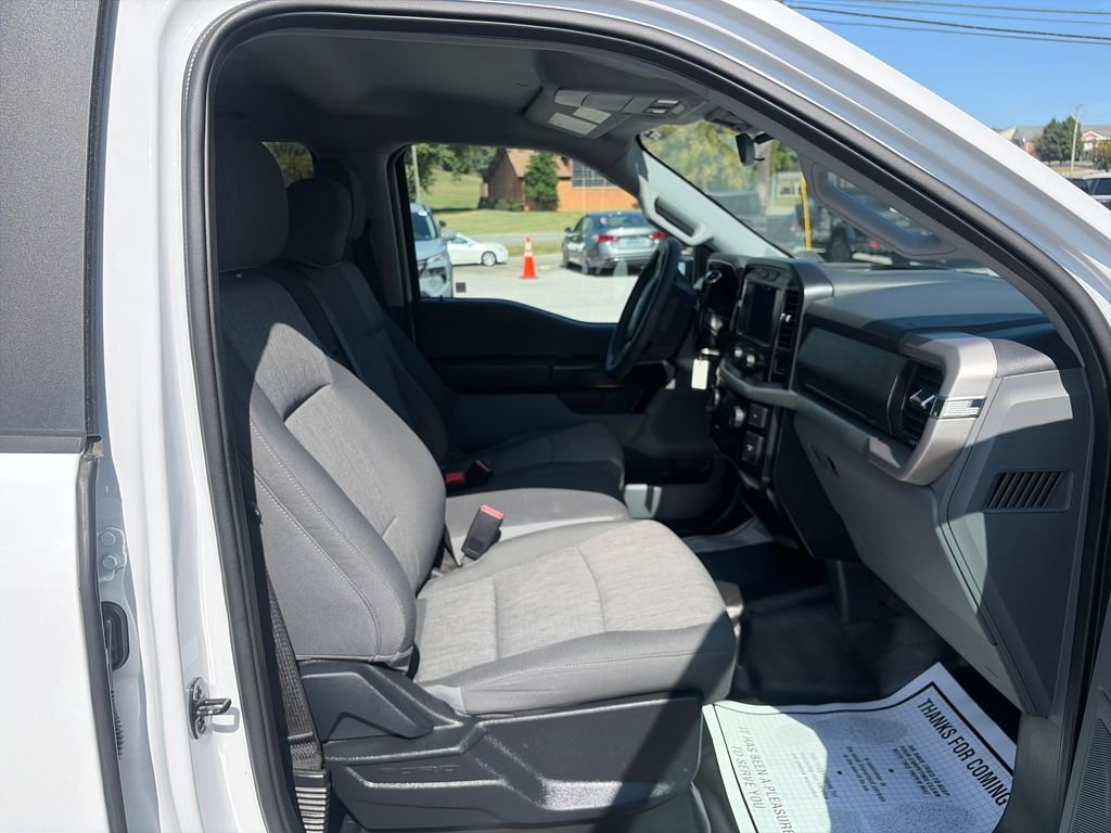 Used 2021 White Ford XL image 40