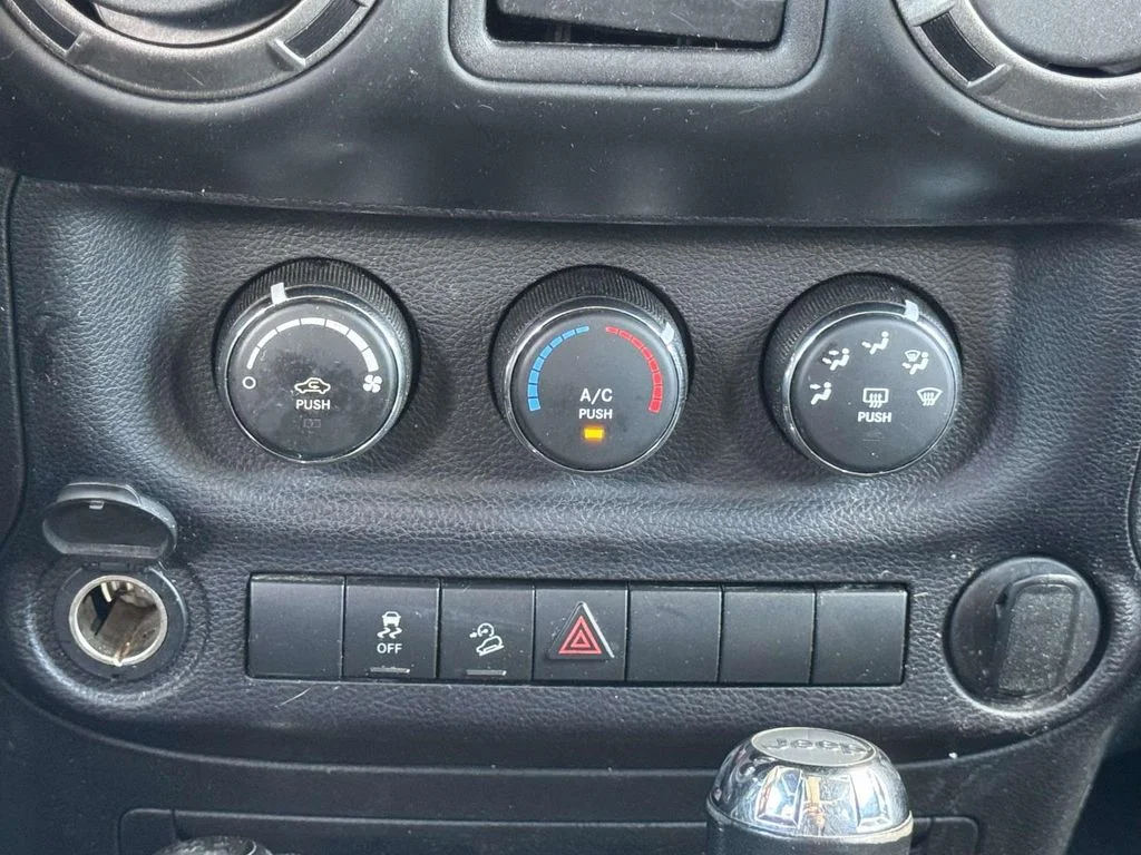 2015 Jeep Wrangler Unlimited Sport - Photo 20