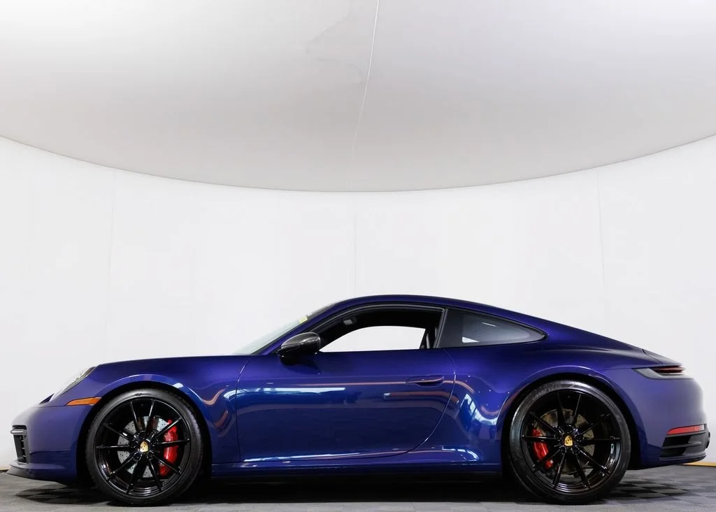 Used 2022 Gentian Blue Metallic Porsche Carrera S image 4