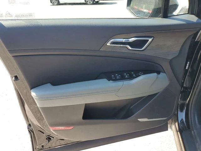 New 2024 Fusion Black Kia X-Line image 5
