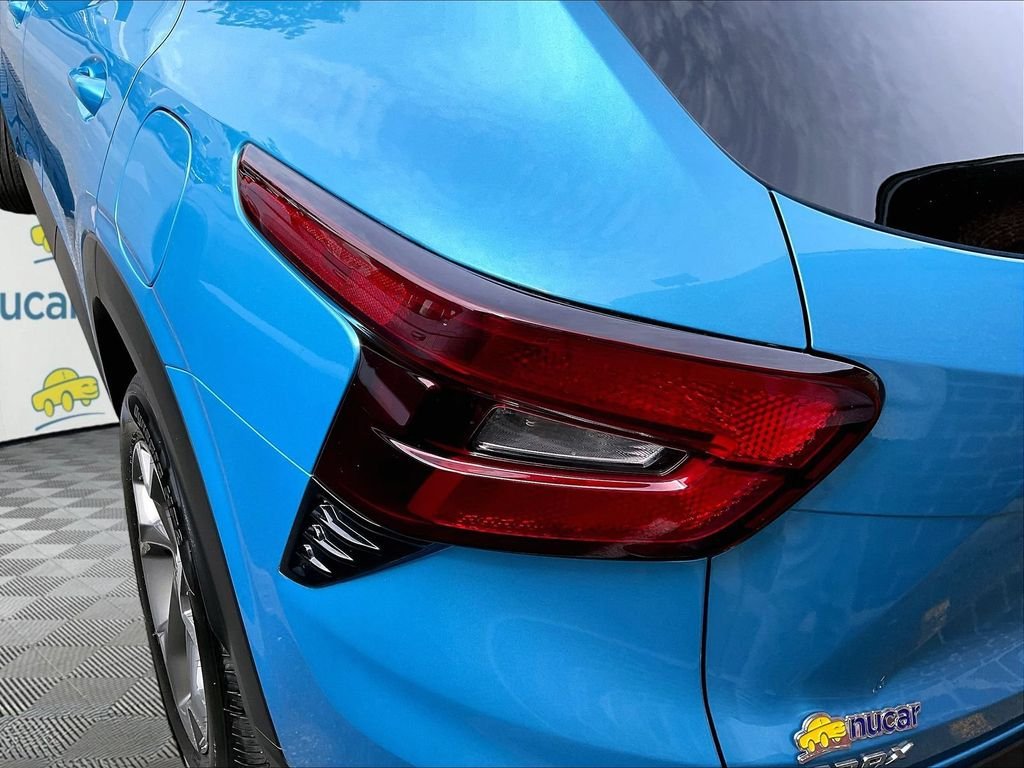 Used 2025 Blue Chevrolet LT image 32